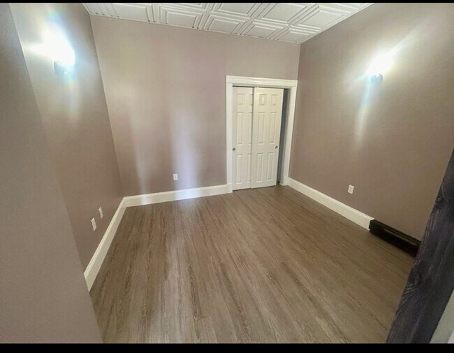 Foto del edificio - One bedroom apartment in downtown Lowell