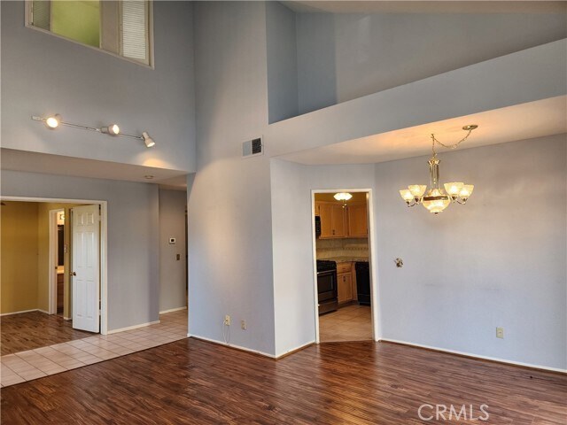 Foto del edificio - 7350 Greenhaven Ave