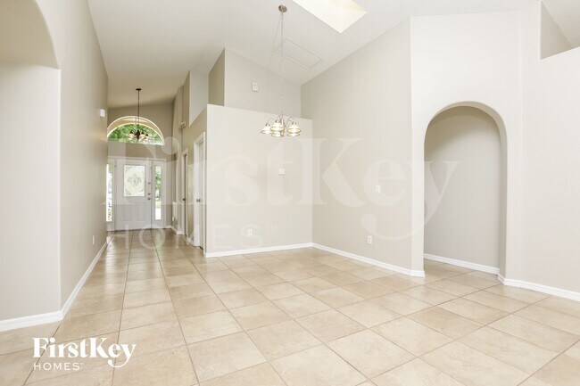 Foto del edificio - 2693 Autumn Creek Cir