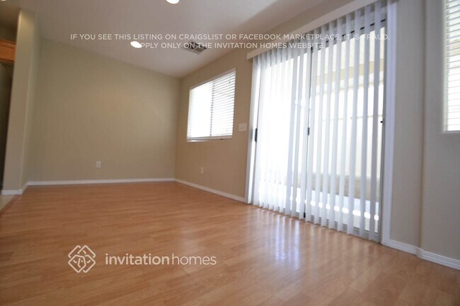 Building Photo - 942 Cantabria Heights Ave