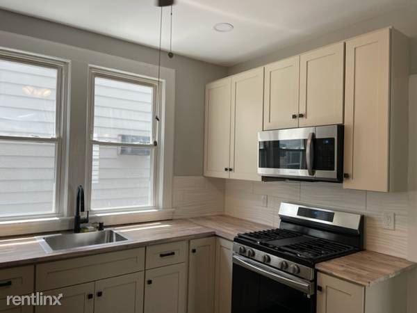 Foto del edificio - 3 br, 1 bath House - 19 4th St # 1