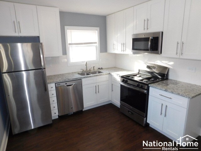 Building Photo - 359 Blackhawk Dr
