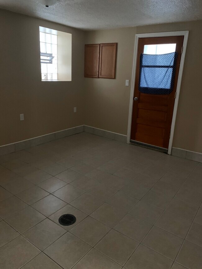 Foto del edificio - 5410 S Damen Ave