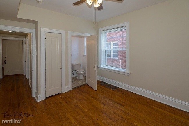 Foto del edificio - 6300 Southwood Ave