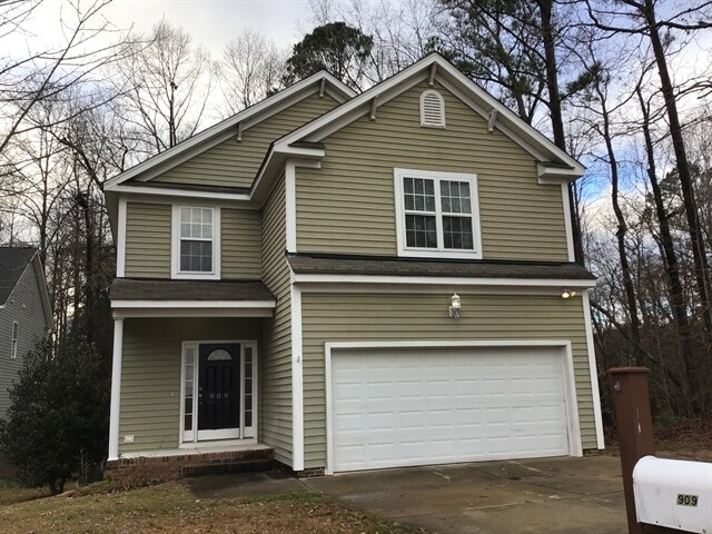 Foto principal - 909 Jaybird Lane