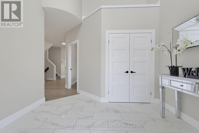 Building Photo - 2023 Jubilee Dr