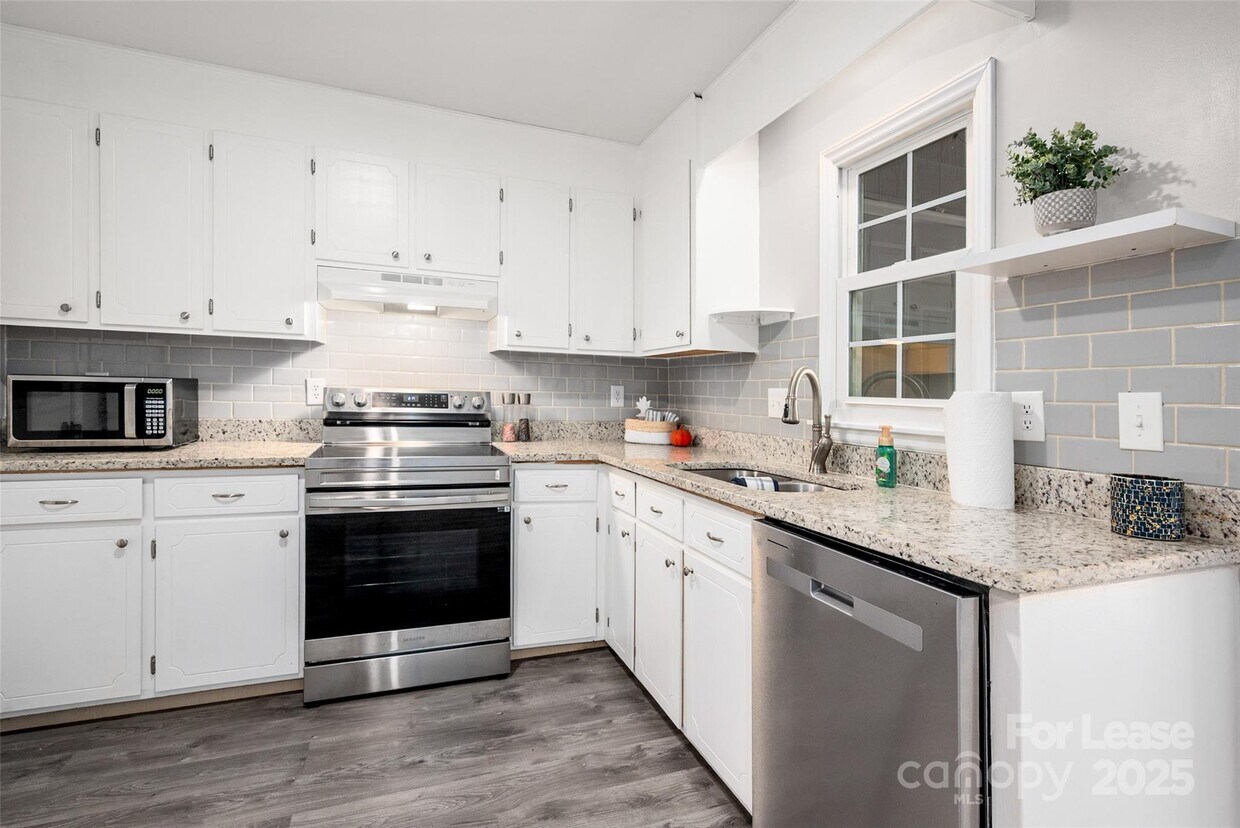 Foto principal - 1422 Delane Ave