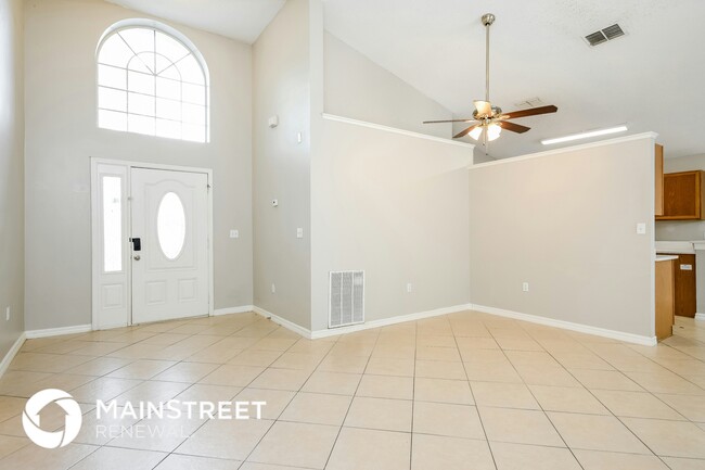 Building Photo - 558 Eagle Pointe S