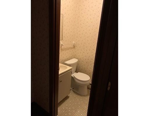 Foto del edificio - 130 Breckwood Cir