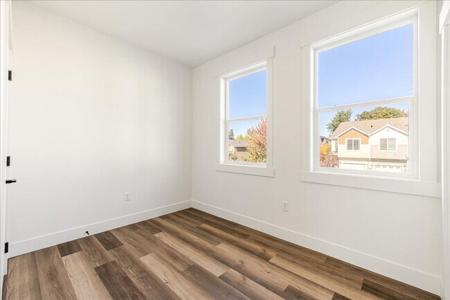 Foto del edificio - Stunning New Townhome in Gresham - 1 Months Free!