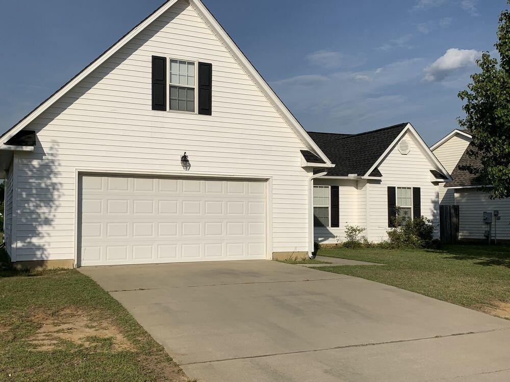 Foto principal - 401 Glenallen St