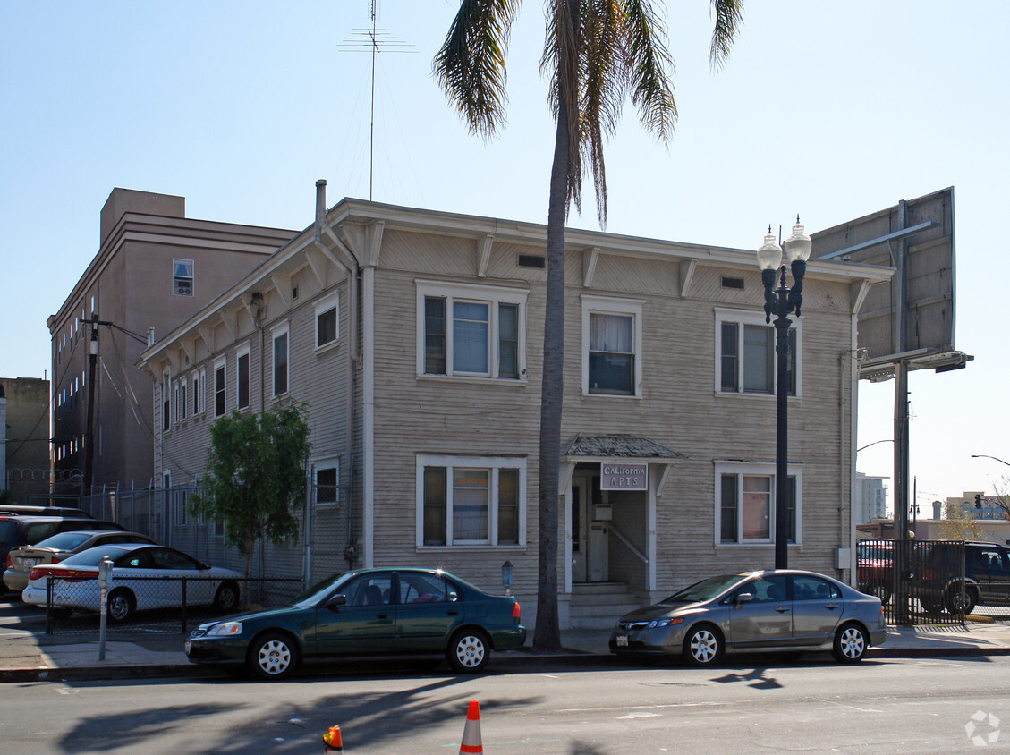 Building Photo - Hamilton Apartments