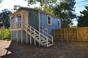 Foto principal - 1026 W Florence St