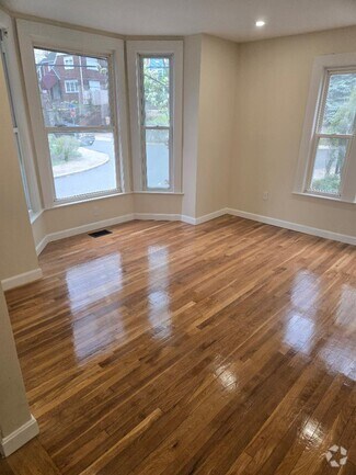 Building Photo - 55 Rockland Ave