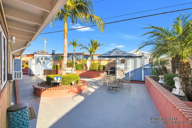 Foto del edificio - 1949 E Idahome St