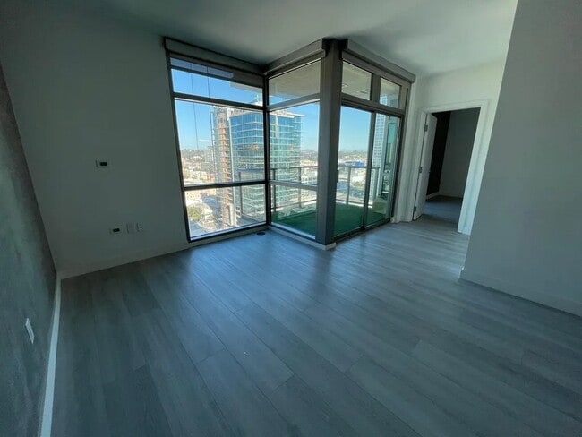 Foto del edificio - 800 The Mark Ln
