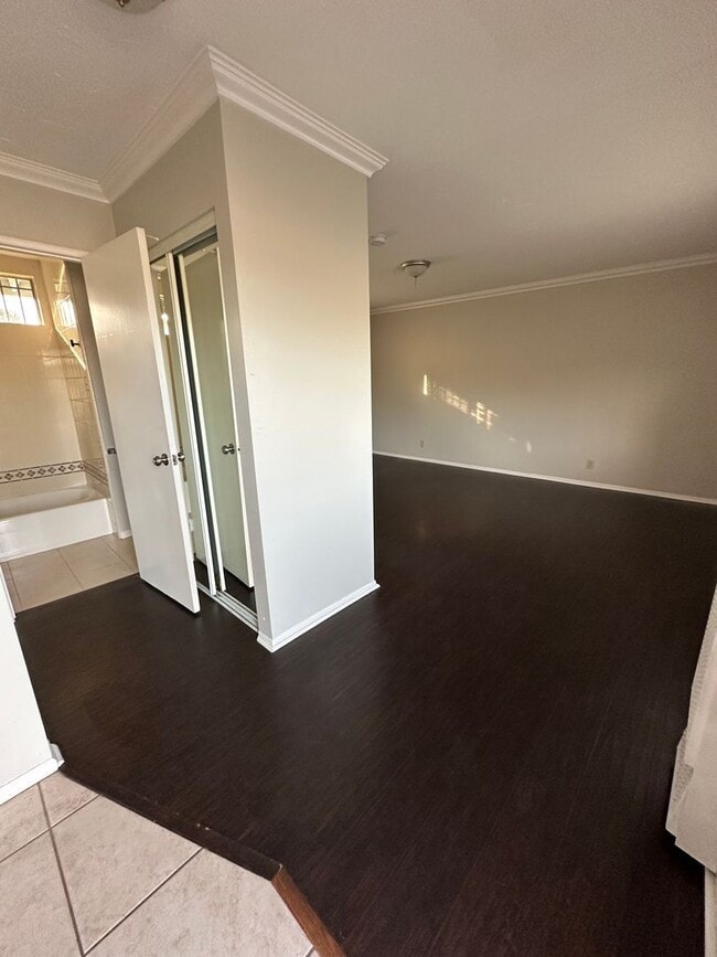 Foto del edificio - 717 W 214th St