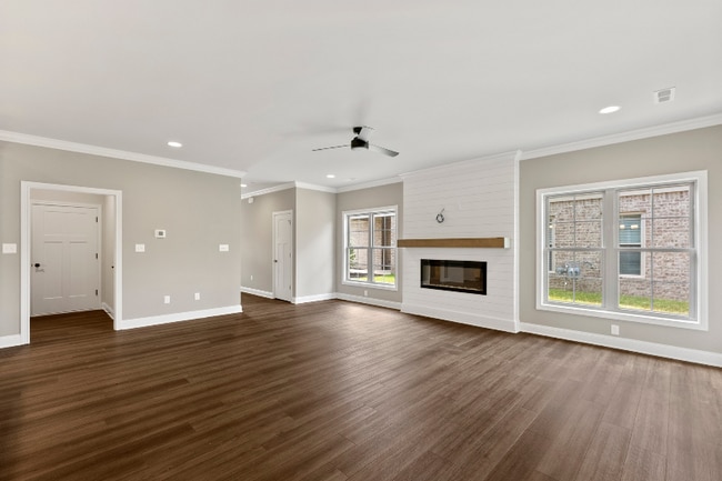 Building Photo - 532 Pointe Ct
