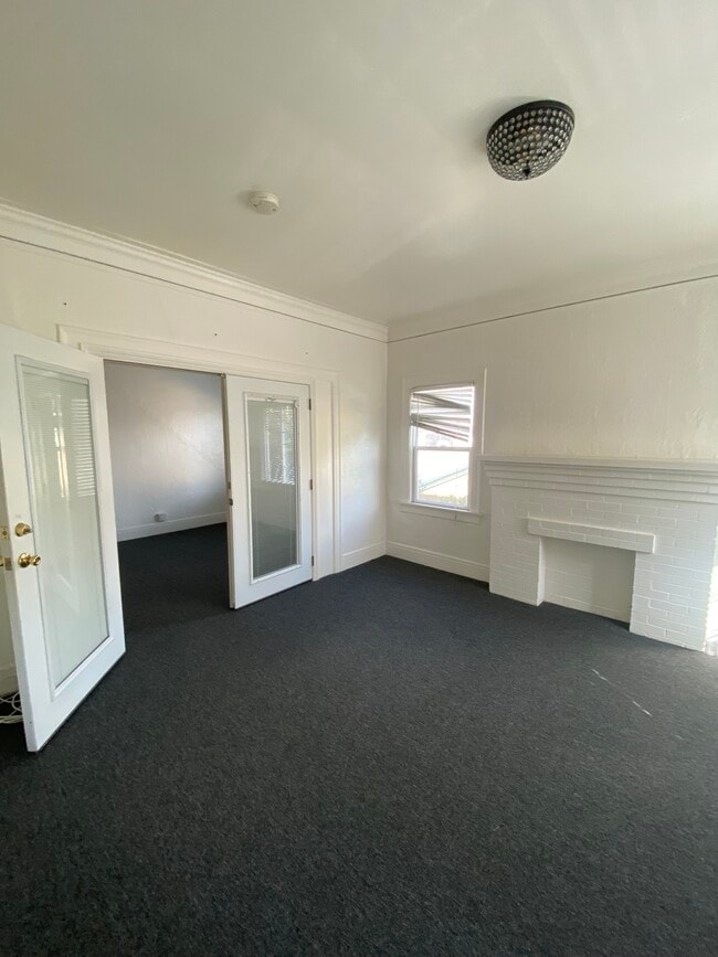 Building Photo - 1415 S Gaffey St