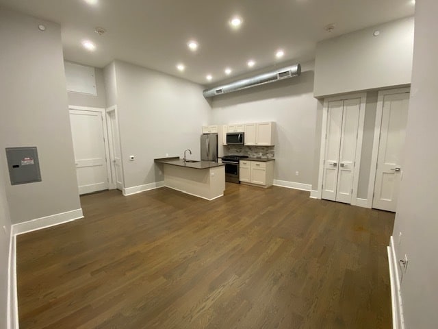 304 - 161MAIN
