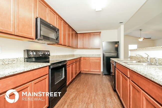 Building Photo - 2524 Queen Bee Dr