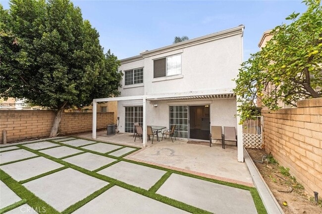 Foto del edificio - 7448 Bellingham Ave