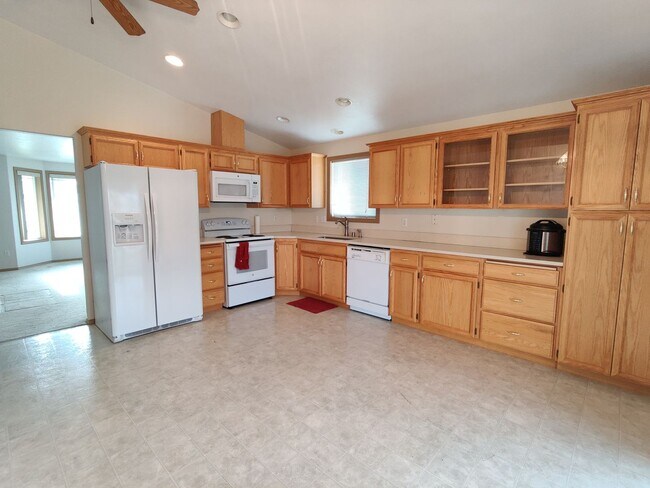 Foto del edificio - West Pasco Location close to Rd 100 interc...