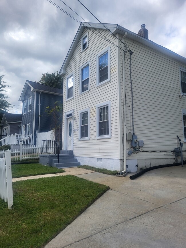 Photo - 1010 58th Ave House