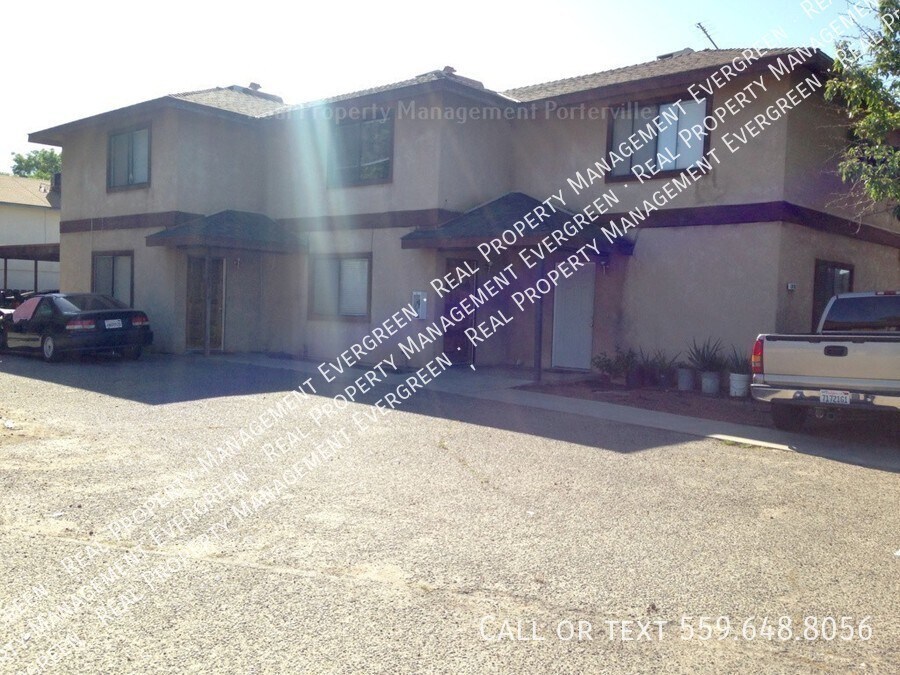 1080 Stonegate Cove Dr Unit A, Porterville, CA 93257 Room for Rent in
