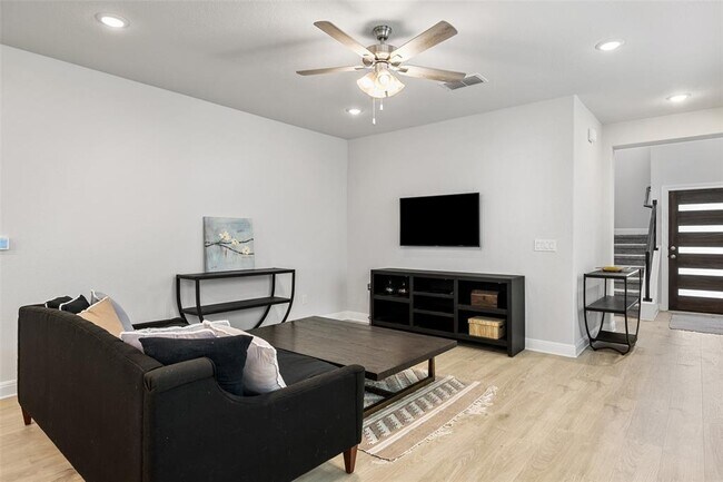 Foto del edificio - 1012 Legend Milton Ln