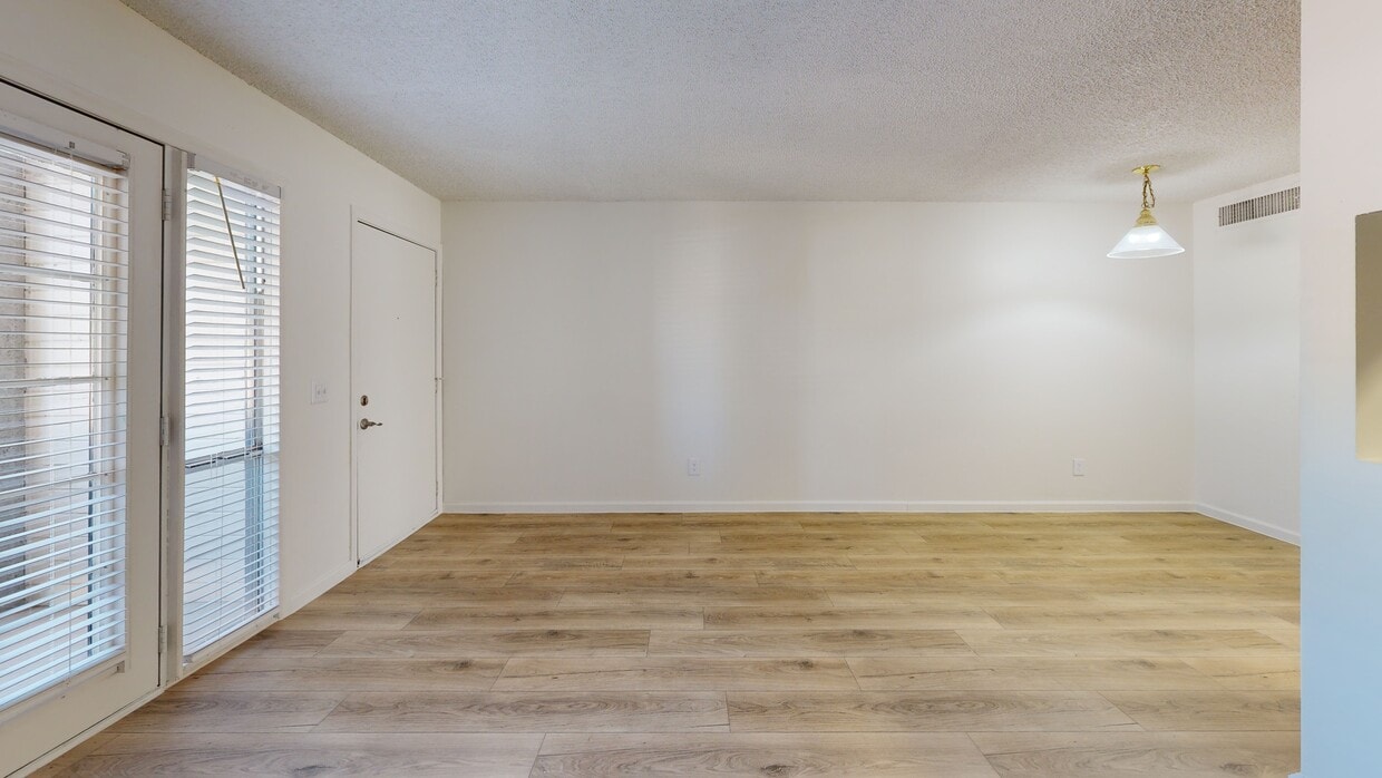 Photo - Hilands Apartments