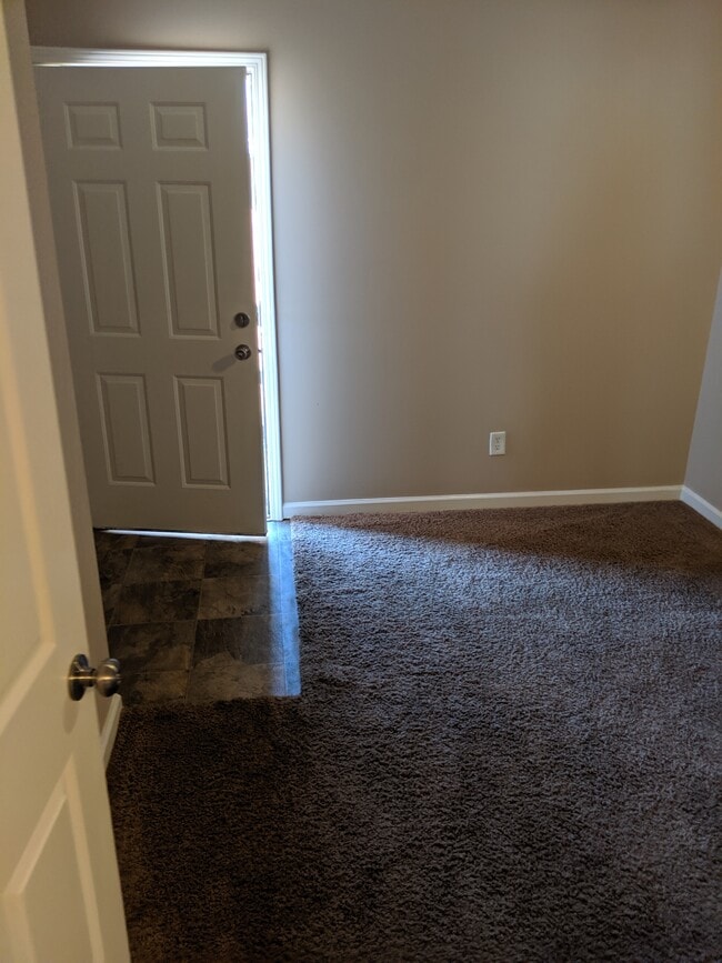 Foto del edificio - 145 College St