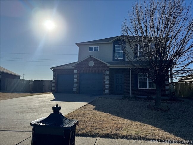 Foto del edificio - 14780 S Fern Pl