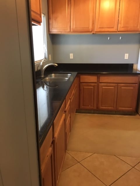 Building Photo - 12434 N Friant Rd