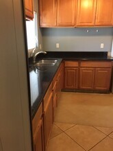 Building Photo - 12434 N Friant Rd