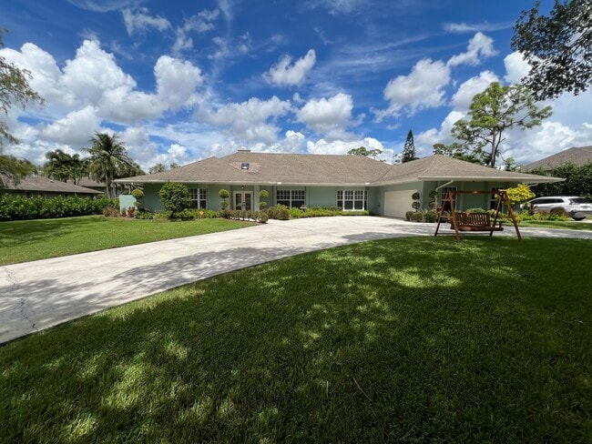 Building Photo - 13172 Doubletree Cir