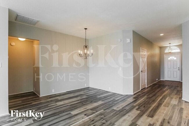 Building Photo - 1106 Sun Prairie Dr