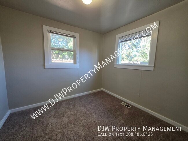 Foto del edificio - 2233 S Leadville Ave