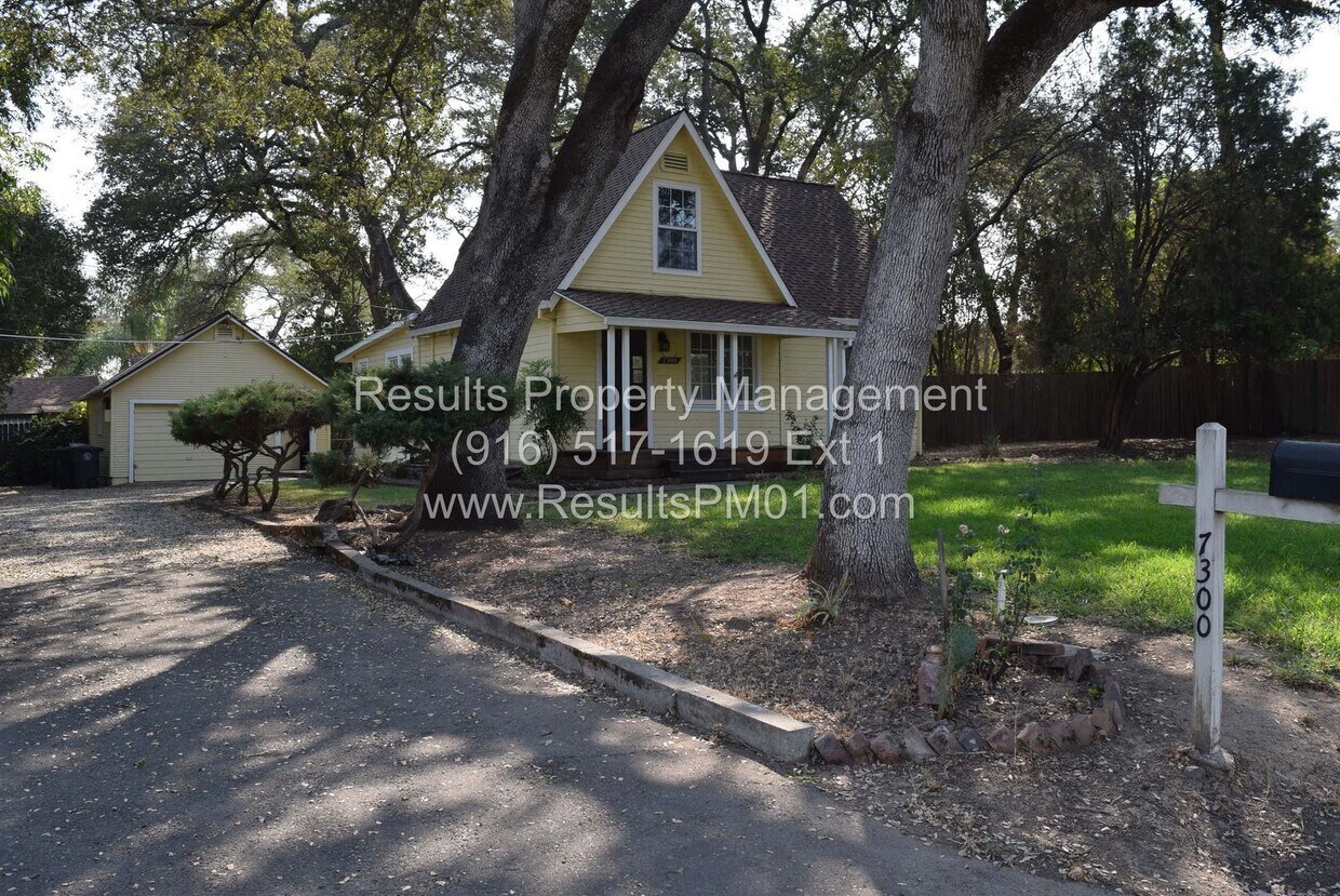 3 br, 1 bath House 7300 Mariposa Ave House Rental in Citrus Heights