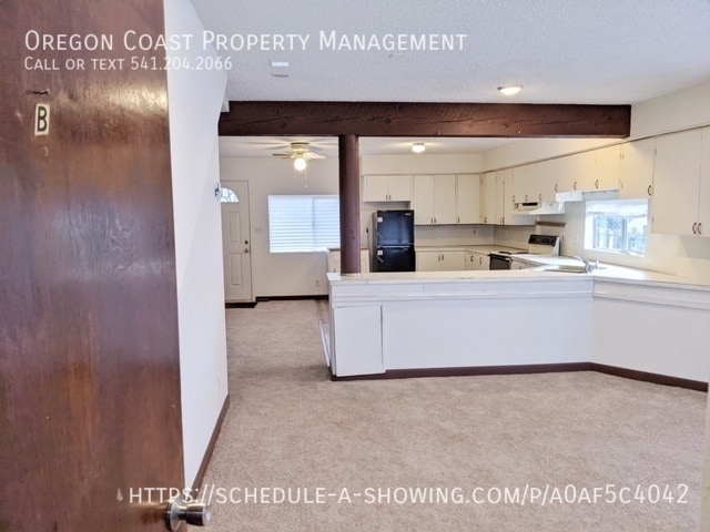 Building Photo - 675 SE Keel Ave