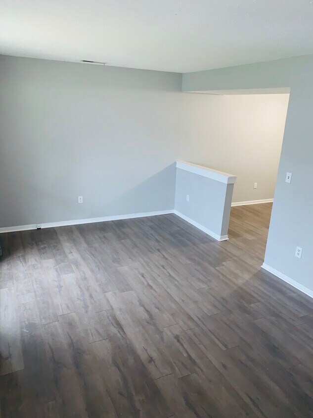 Foto principal - 2910 W John St