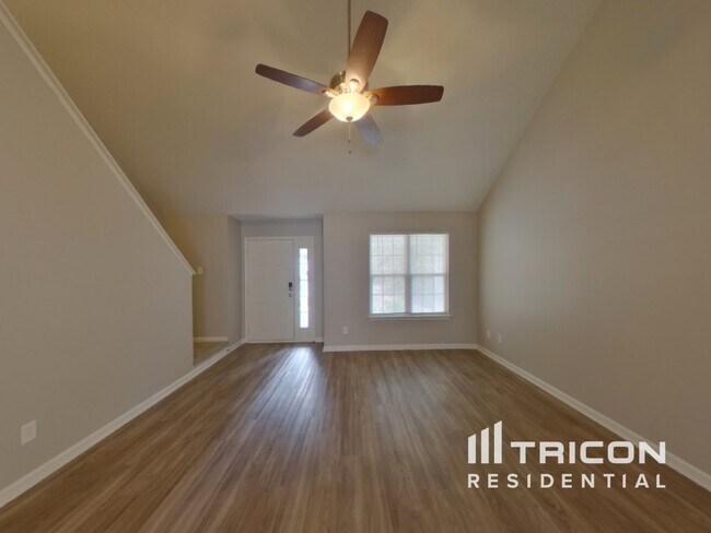 Foto del edificio - 1703 Mission Oaks St