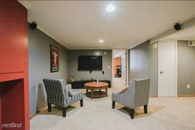 Foto del edificio - 8900 Columbus Ave S