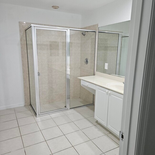 Building Photo - 1859 S Dovetail Dr