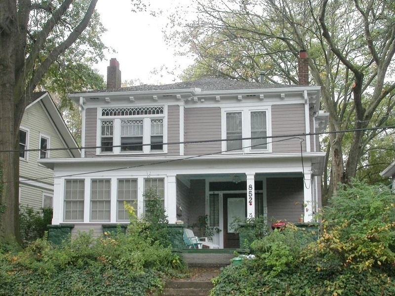 Primary Photo - 852 Monroe Dr NE
