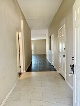 Building Photo - 7111 Favian Ct