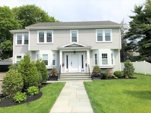 Foto del edificio - 857 Watertown St