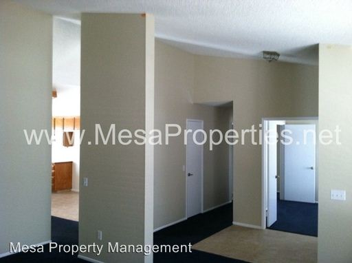 Building Photo - 12550 Kristina Ct