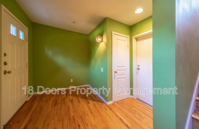 Building Photo - 1352 24th St