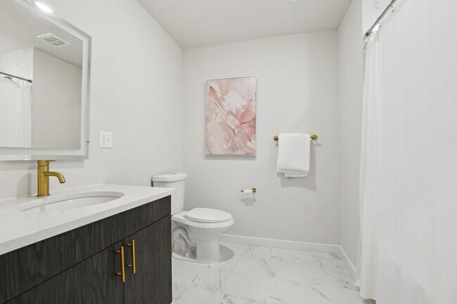 Interior Photo - Cortlandt Terrace